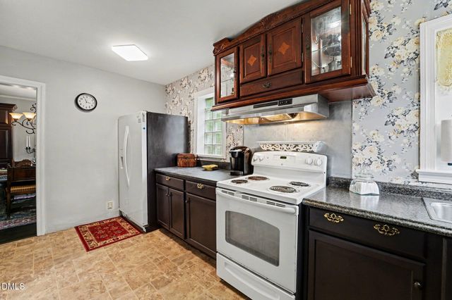 203 E Davis Street, Smithfield, NC 27577