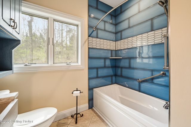 2918 Boones Trace, Crestwood, KY 40014
