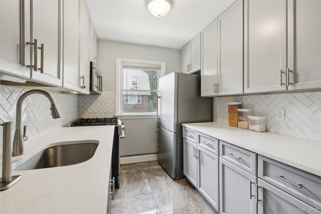 20 Main Street 20, Garnerville, NY 10923