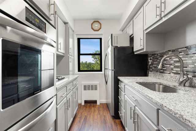 1910 Pelham Parkway S 5C, Bronx, NY 10461