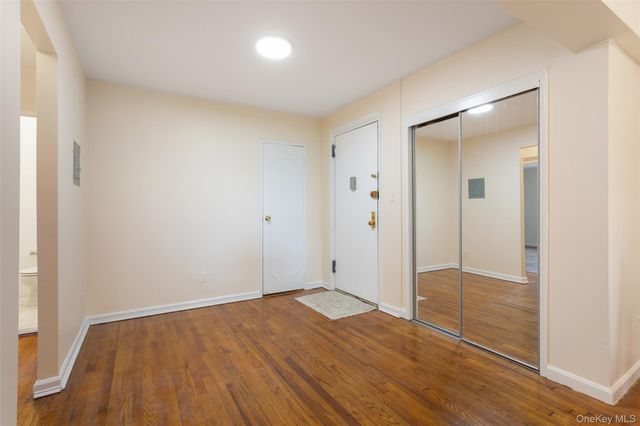 1910 Pelham Parkway S 5C, Bronx, NY 10461