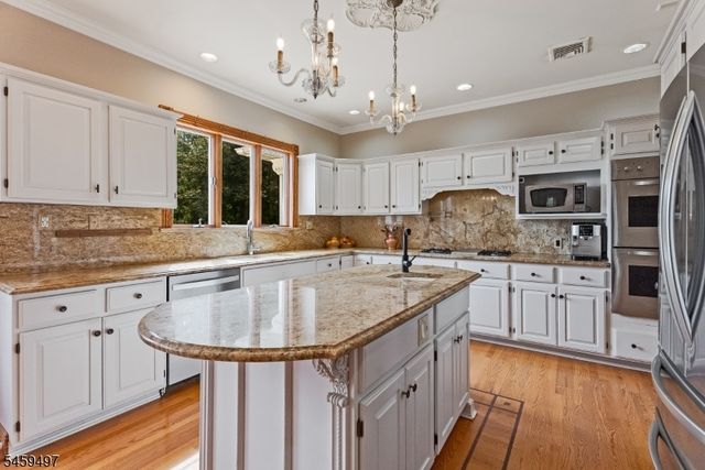 30 Ranney Rd, Washington Twp., NJ 07853