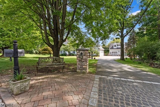 30 Ranney Rd, Washington Twp., NJ 07853