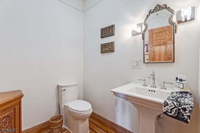 30 Ranney Rd, Washington Twp., NJ 07853