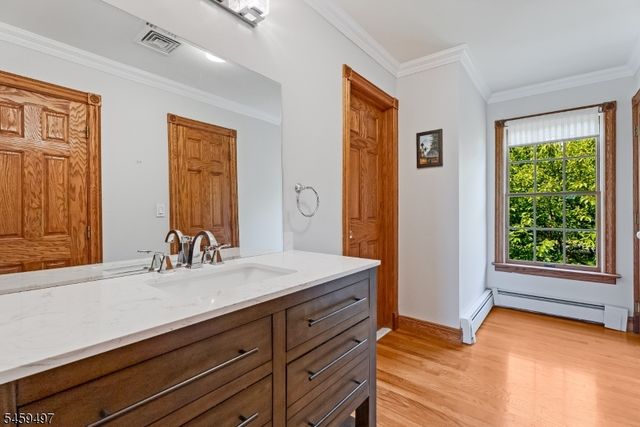 30 Ranney Rd, Washington Twp., NJ 07853