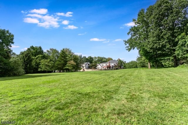 30 Ranney Rd, Washington Twp., NJ 07853