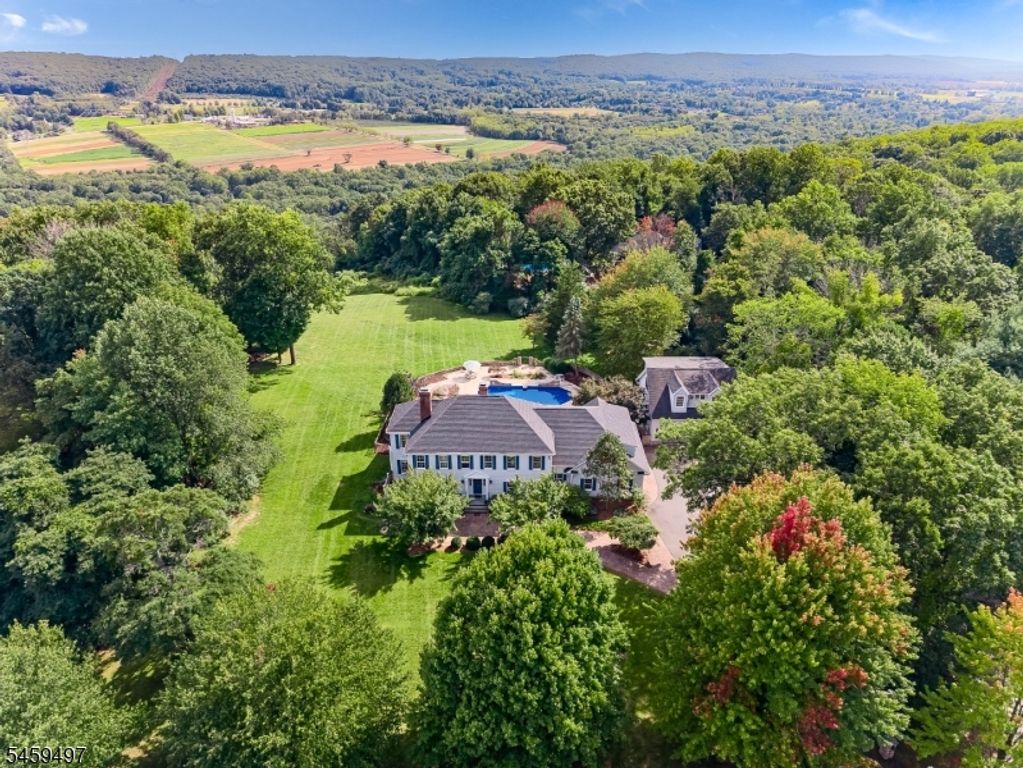 30 Ranney Rd, Washington Twp., NJ 07853