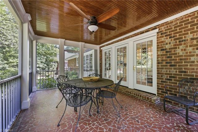 3 Bryan Court, Greensboro, NC 27408