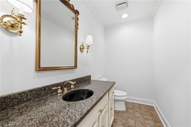 3 Bryan Court, Greensboro, NC 27408