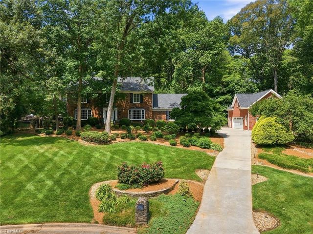 3 Bryan Court, Greensboro, NC 27408
