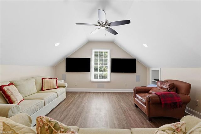 3 Bryan Court, Greensboro, NC 27408