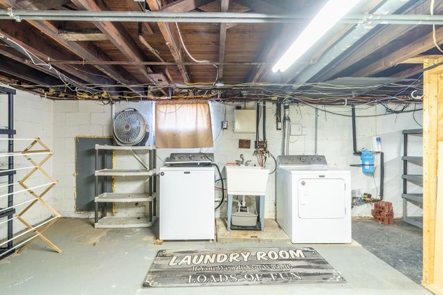 3480 Sandpoint Road, Fort Wayne, IN 46809