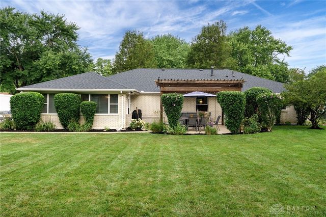 9722 Stagecoach Drive, Dayton, OH 45458