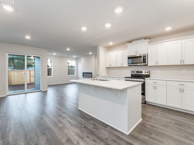 1617 Ne 122nd Ct, Vancouver, WA 98684