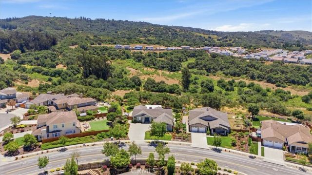 1580 Black Oak, Santa Maria, CA 93455