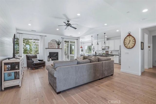 1580 Black Oak, Santa Maria, CA 93455