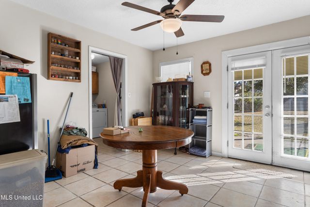 11536 Bayou Place, Ocean Springs, MS 39564