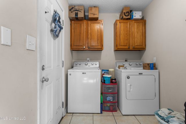 11536 Bayou Place, Ocean Springs, MS 39564