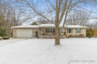 11109 Adams Hall Drive, Greenville, MI 48838