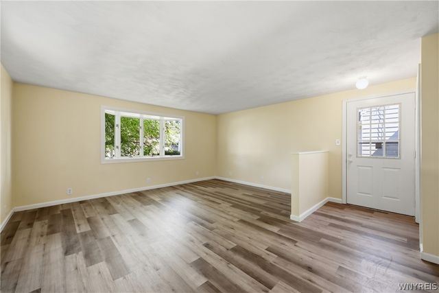 24 Irving, Tonawanda, NY 14223