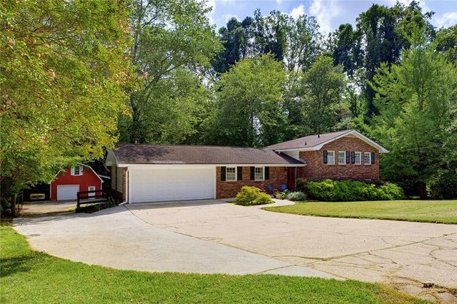 949 Tranquil Drive, Austell, GA 30106