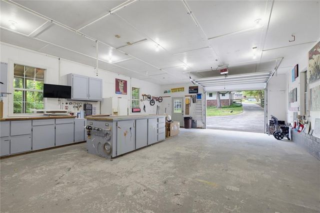 949 Tranquil Drive, Austell, GA 30106