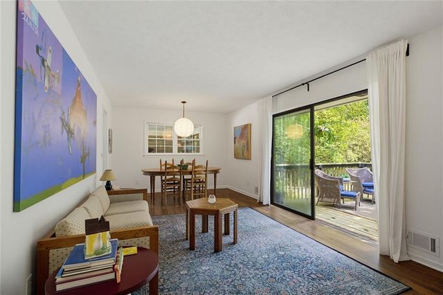 949 Tranquil Drive, Austell, GA 30106