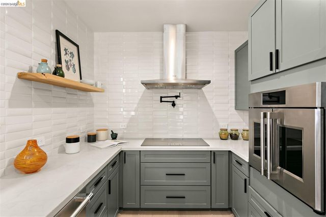 1668 Arch St, Berkeley, CA 94709