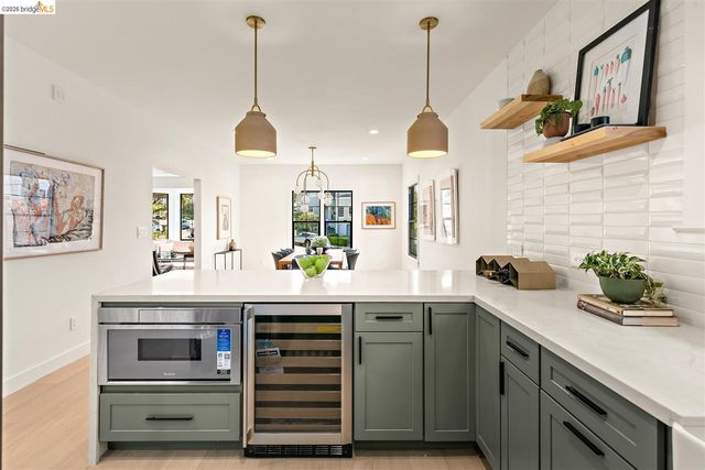 1668 Arch St, Berkeley, CA 94709
