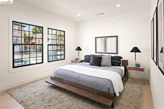 1668 Arch St, Berkeley, CA 94709