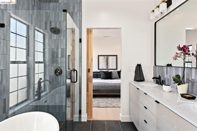 1668 Arch St, Berkeley, CA 94709