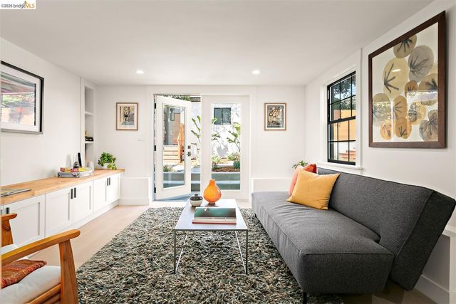 1668 Arch St, Berkeley, CA 94709