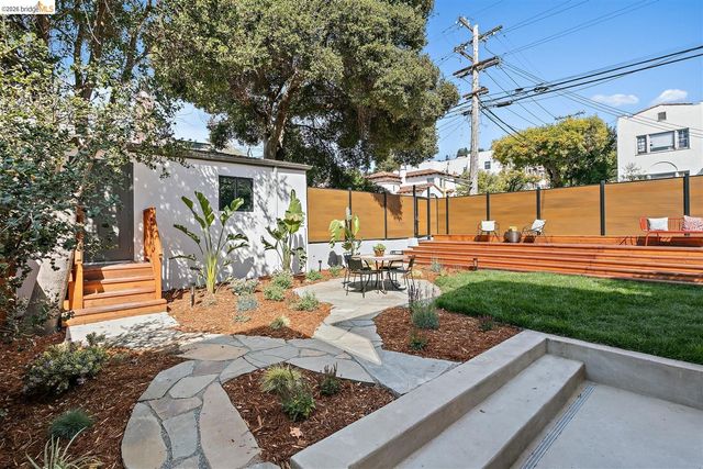 1668 Arch St, Berkeley, CA 94709