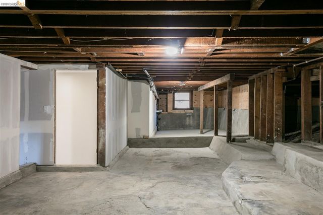 1668 Arch St, Berkeley, CA 94709