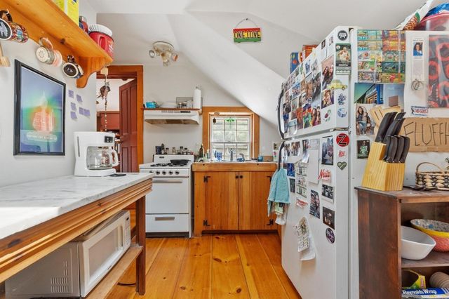 115 Ball Hill Rd, Princeton, MA 01541