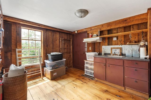 115 Ball Hill Rd, Princeton, MA 01541