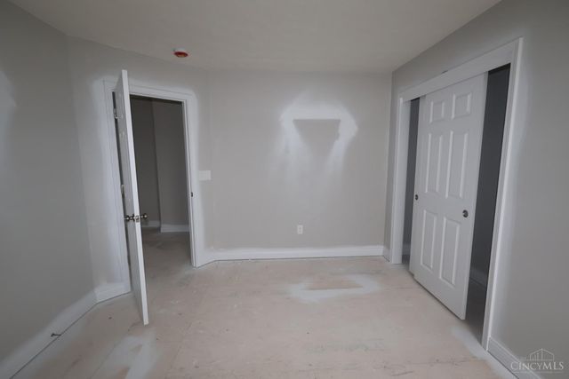 18 Glasgow Street, Springboro, OH 45066