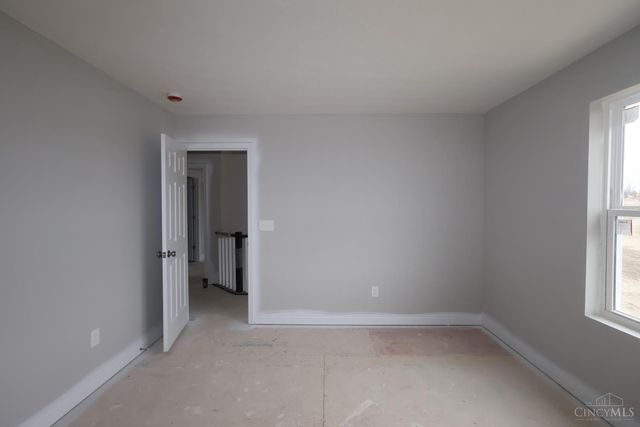 18 Glasgow Street, Springboro, OH 45066