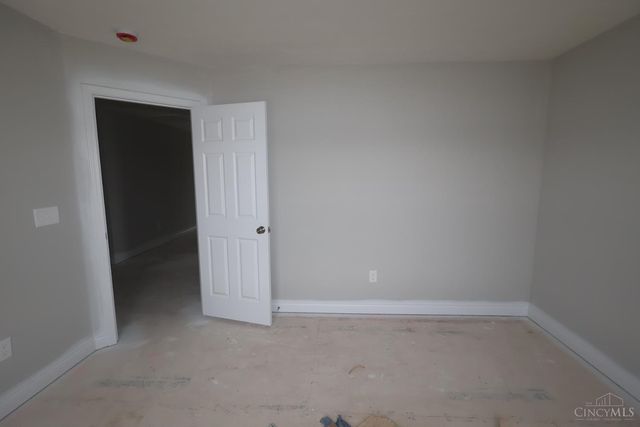 18 Glasgow Street, Springboro, OH 45066