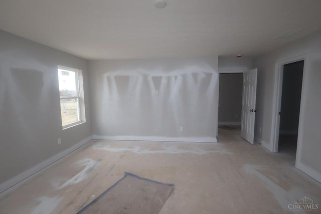 18 Glasgow Street, Springboro, OH 45066