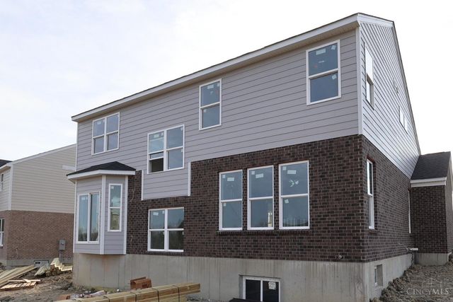 18 Glasgow Street, Springboro, OH 45066