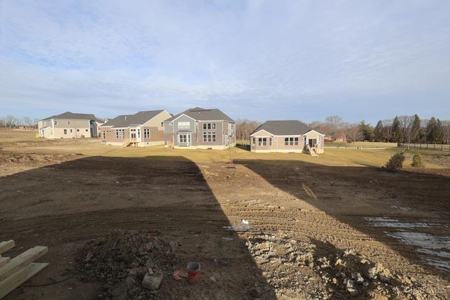 18 Glasgow Street, Springboro, OH 45066