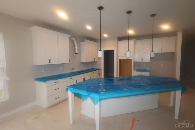 18 Glasgow Street, Springboro, OH 45066