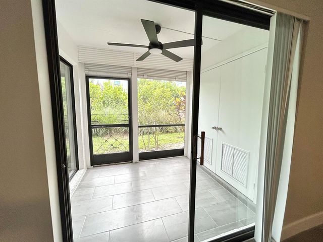 7681 Tahiti Lane 102, Lake Worth, FL 33467