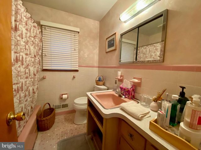 418 MIDSTREAMS RD, Brick, NJ 08724