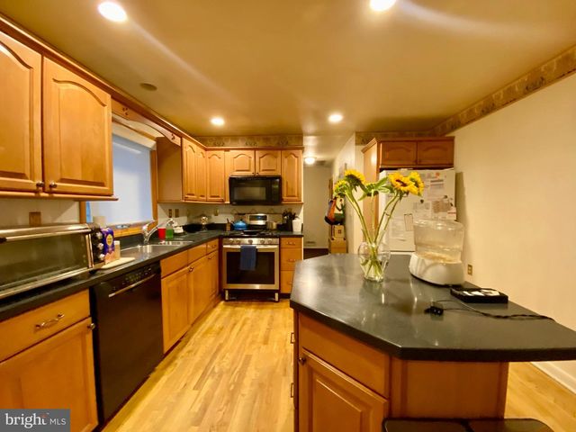 418 MIDSTREAMS RD, Brick, NJ 08724