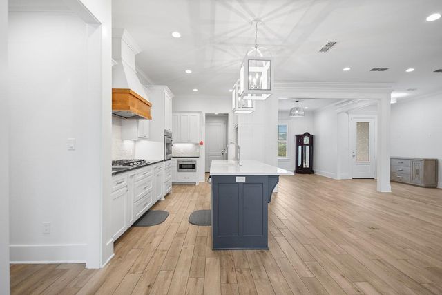 113 Saddle Brook Cir, Hallsville, TX 75650