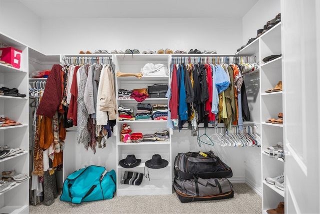 113 Saddle Brook Cir, Hallsville, TX 75650