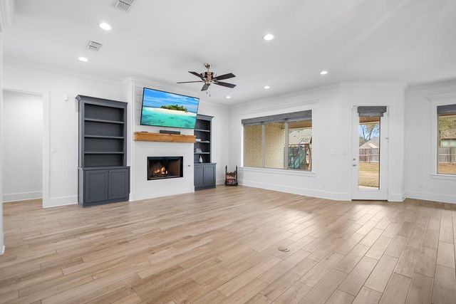 113 Saddle Brook Cir, Hallsville, TX 75650