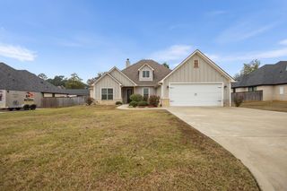 113 Saddle Brook Cir, Hallsville, TX 75650
